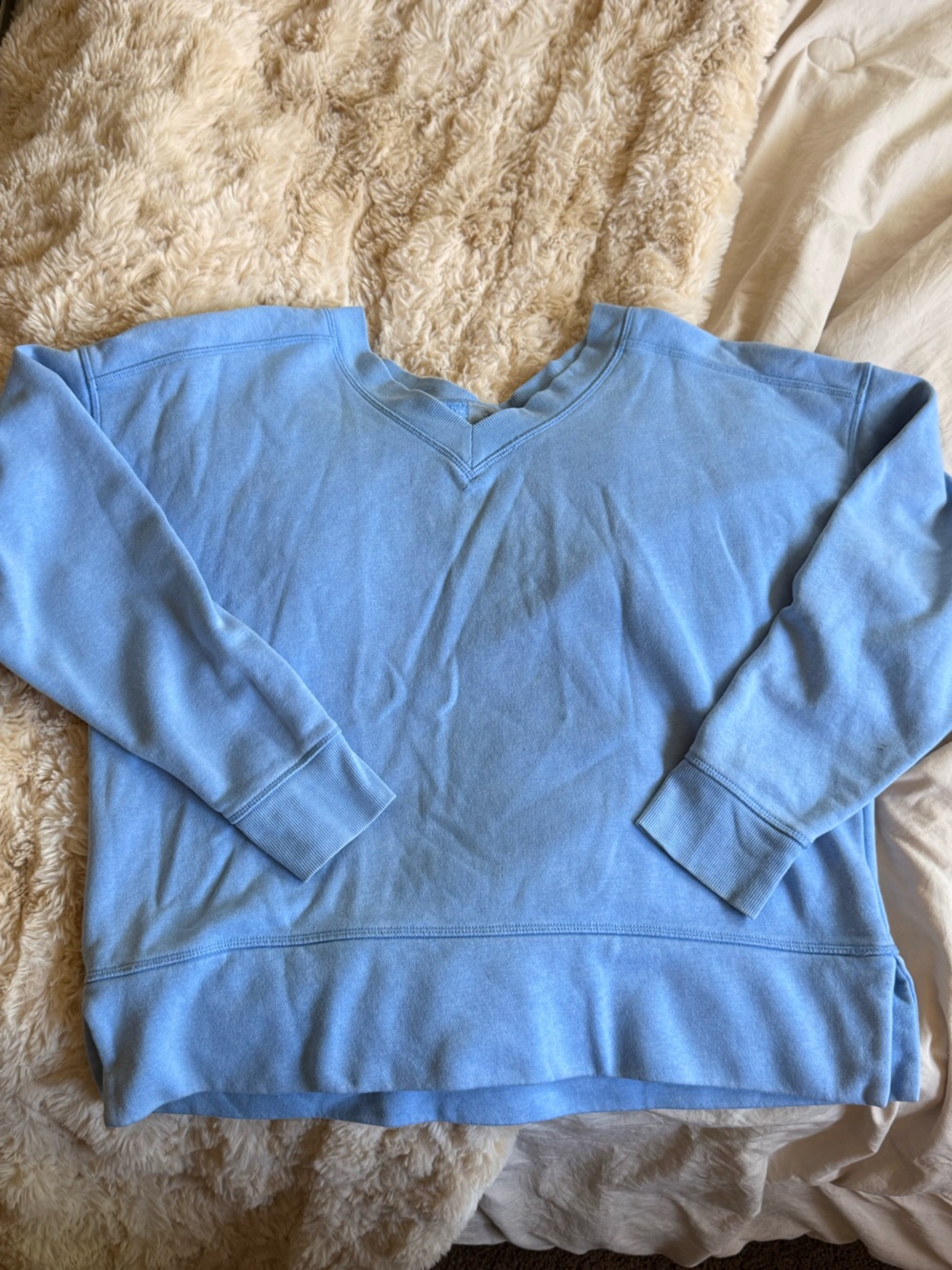 Men's Sky Blue V‑Neck Crewneck Sweater